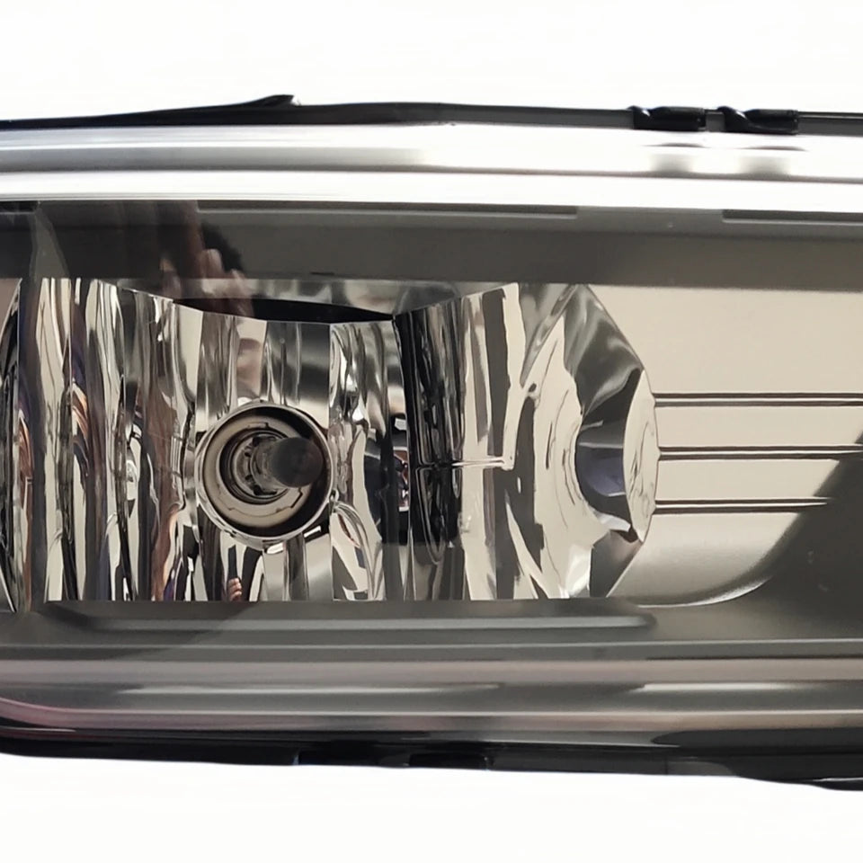 81252040001 fog lamp – Compatible with 2006- TGX / TGS, 2004- TGL / TGM, 2017- TGE XKLAMP